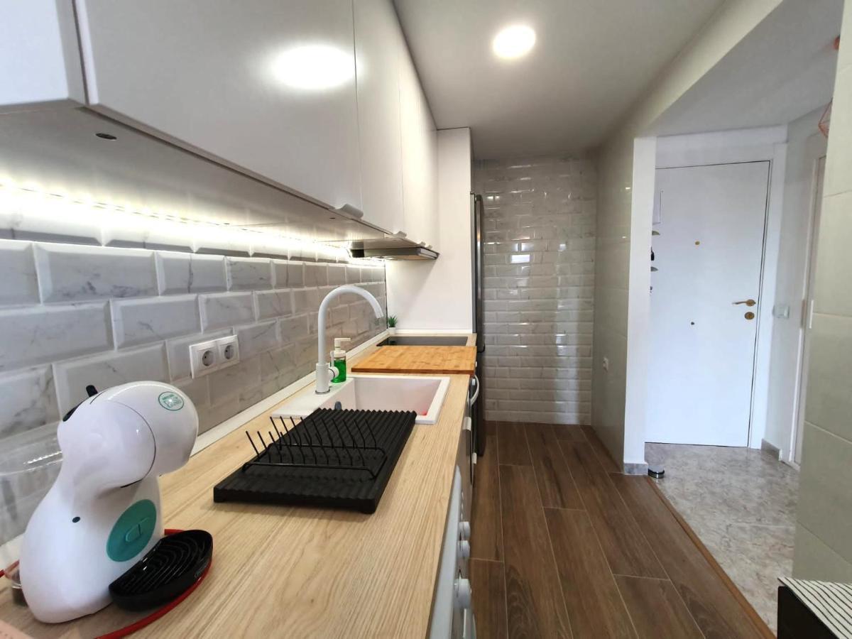 Apartamento Tropical Con Piscina Cerca De La Playa Торемолинос Екстериор снимка